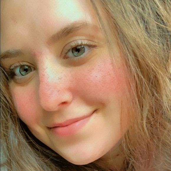 Meet your Posher, Katarina - Picture 1 of 7